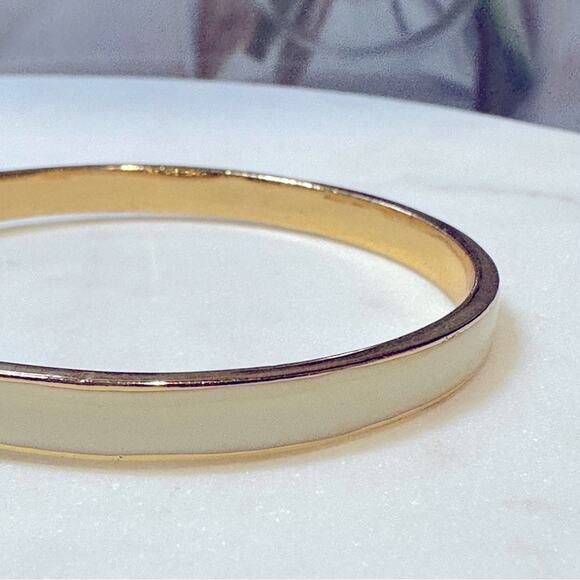 Kate Spade - "Take A Bow" Cream Enameled Bangle Bracelet - Picture 8 of 12